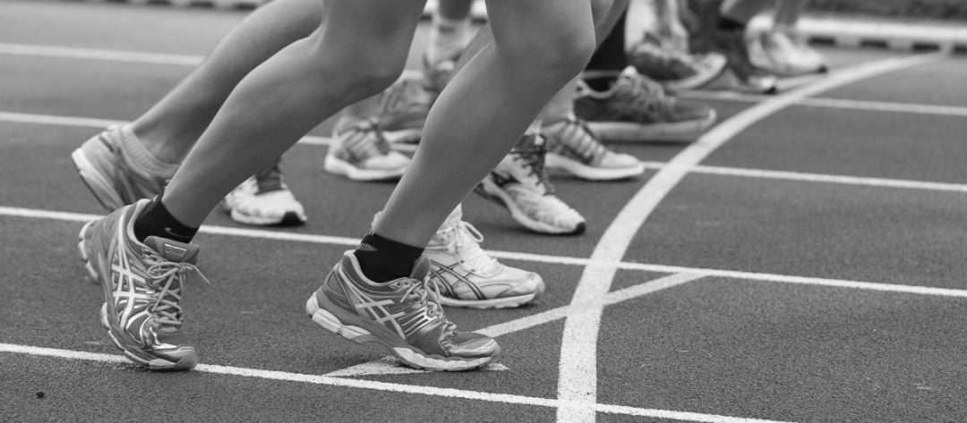 Jambes de coureurs à pied